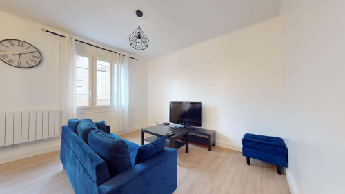 Room in Rue Joseph Bouchayer, Grenoble for 79 m² with 3 bedrooms