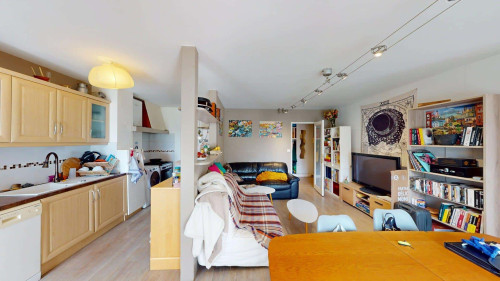 Room in Rue de la Camargue, Saint-Herblain for 74 m² with 2 bedrooms