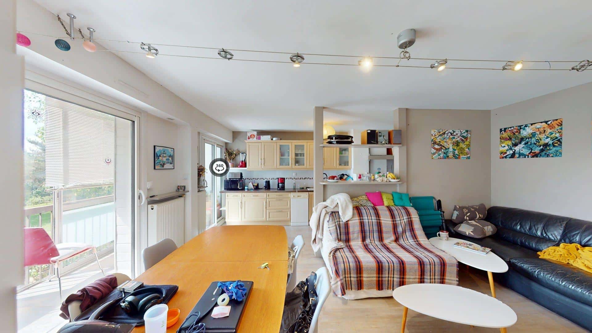 Room In Rue De La Camargue, Saint-Herblain For 74 M² With 2 Bedrooms - 1
