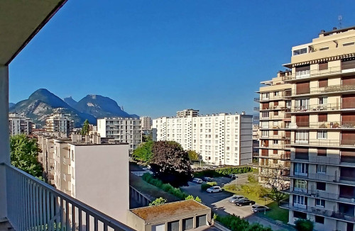 Room in Rue Docteur Schweitzer, Grenoble for 100 m² with 5 bedrooms - Gallery - 6