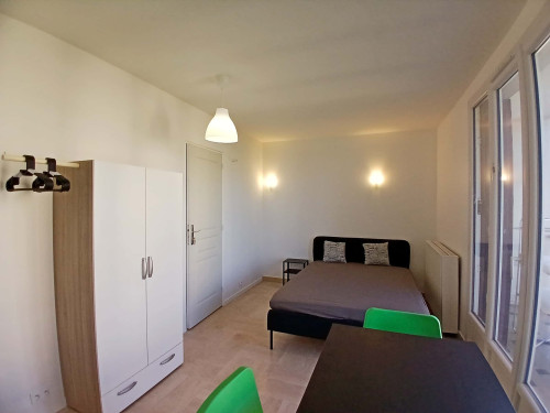 Room in Rue Docteur Schweitzer, Grenoble for 100 m² with 5 bedrooms - Gallery - 30