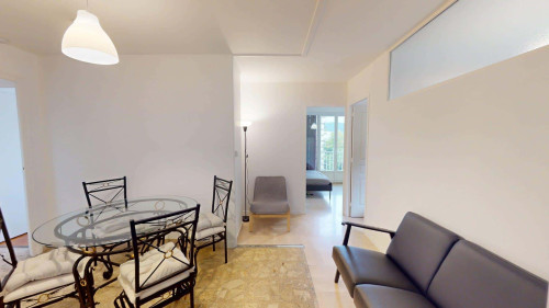 Room in Rue Docteur Schweitzer, Grenoble for 100 m² with 5 bedrooms - Gallery - 20