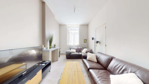 Room in Rue Auguste Blanqui, Roubaix for 99 m² with 4 bedrooms