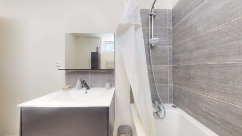 Room in Rue Auguste Blanqui, Roubaix for 99 m² with 4 bedrooms - Gallery - 8