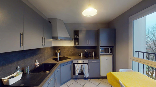 Room in Rue Paul Helbronner, Grenoble for 92 m² with 4 bedrooms