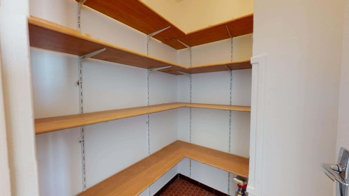 Room in Place Wilson, Villeurbanne for 82 m² with 4 bedrooms - Gallery - 16