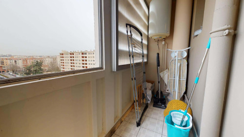Room in Avenue Commandant l'Herminier, Villeurbanne for 78 m² with 4 bedrooms - Gallery - 6