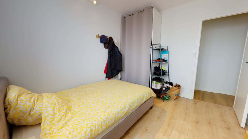 Room in Avenue Commandant l'Herminier, Villeurbanne for 78 m² with 4 bedrooms