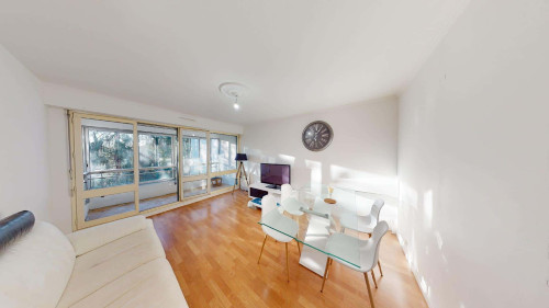 Room in Square du Haut Blosne, Rennes for 91 m² with 4 bedrooms