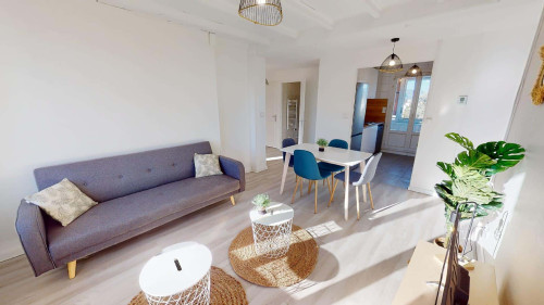 Room in Rue Franz Liszt, Saint-Martin-d'Hères for 60 m² with 3 bedrooms