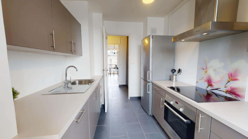 Room in Rue Francis de Pressensé, Villeurbanne for 69 m² with 3 bedrooms - Gallery - 7