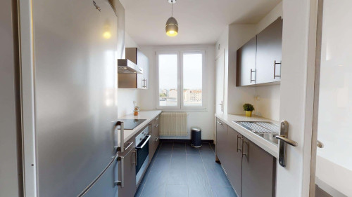 Room in Rue Francis de Pressensé, Villeurbanne for 69 m² with 3 bedrooms - Gallery - 8