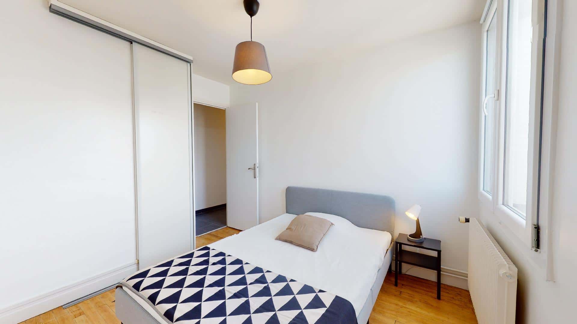 Room In Rue Francis De Pressensé, Villeurbanne For 69 M² With 3 Bedrooms - 1