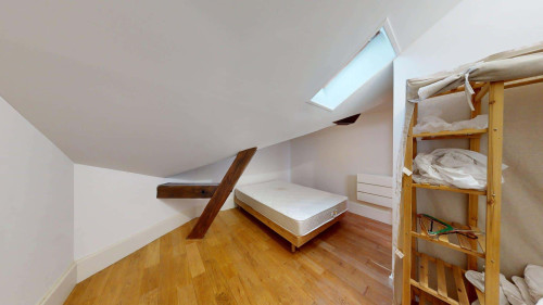 Apartment in Place Henri Dunant, Angoulême for 56 m² with 2 bedrooms