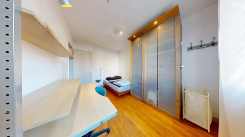 Room in Rue des Bienvenus, Villeurbanne for 69 m² with 3 bedrooms - Gallery - 17