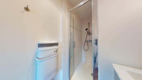 Room in Rue des Bienvenus, Villeurbanne for 69 m² with 3 bedrooms - Gallery - 15