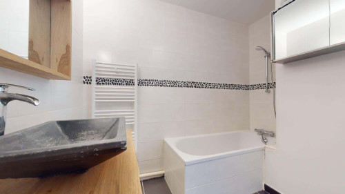 Apartment in Rue Louise Michel, Grenoble for 62 m² with 1 bedroom