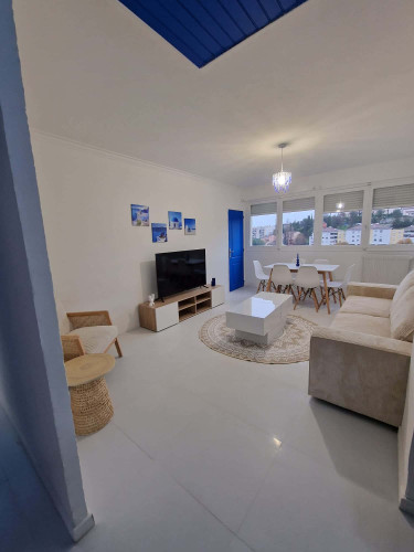 Apartment in Avenue Pierre Sémard, Grasse for 56 m² with 2 bedrooms
