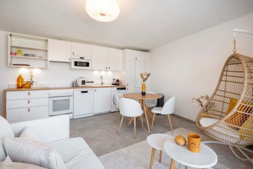 Room in Avenue Roger Salengro, Villeurbanne for 90 m² with 5 bedrooms - Gallery - 10