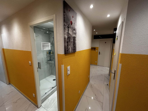 Room in Rue des Tournelles, Annemasse for 80 m² with 5 bedrooms - Gallery - 8