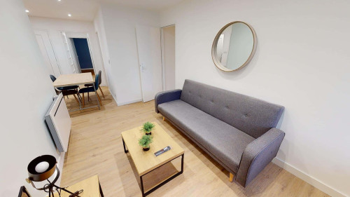 Room in Rue Barral de Montferrat, Grenoble for 84 m² with 6 bedrooms - Gallery - 7