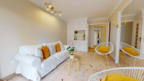 Room in Avenue Jean Perrot, Grenoble for 139 m² with 6 bedrooms - Gallery - 5