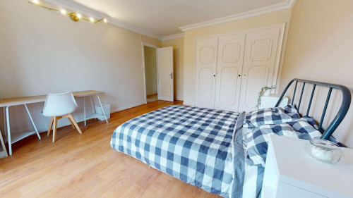 Room in Avenue Jean Perrot, Grenoble for 139 m² with 6 bedrooms - Gallery - 18