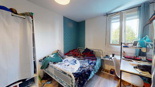 Room in Rue de la Faourette, Toulouse for 68 m² with 4 bedrooms