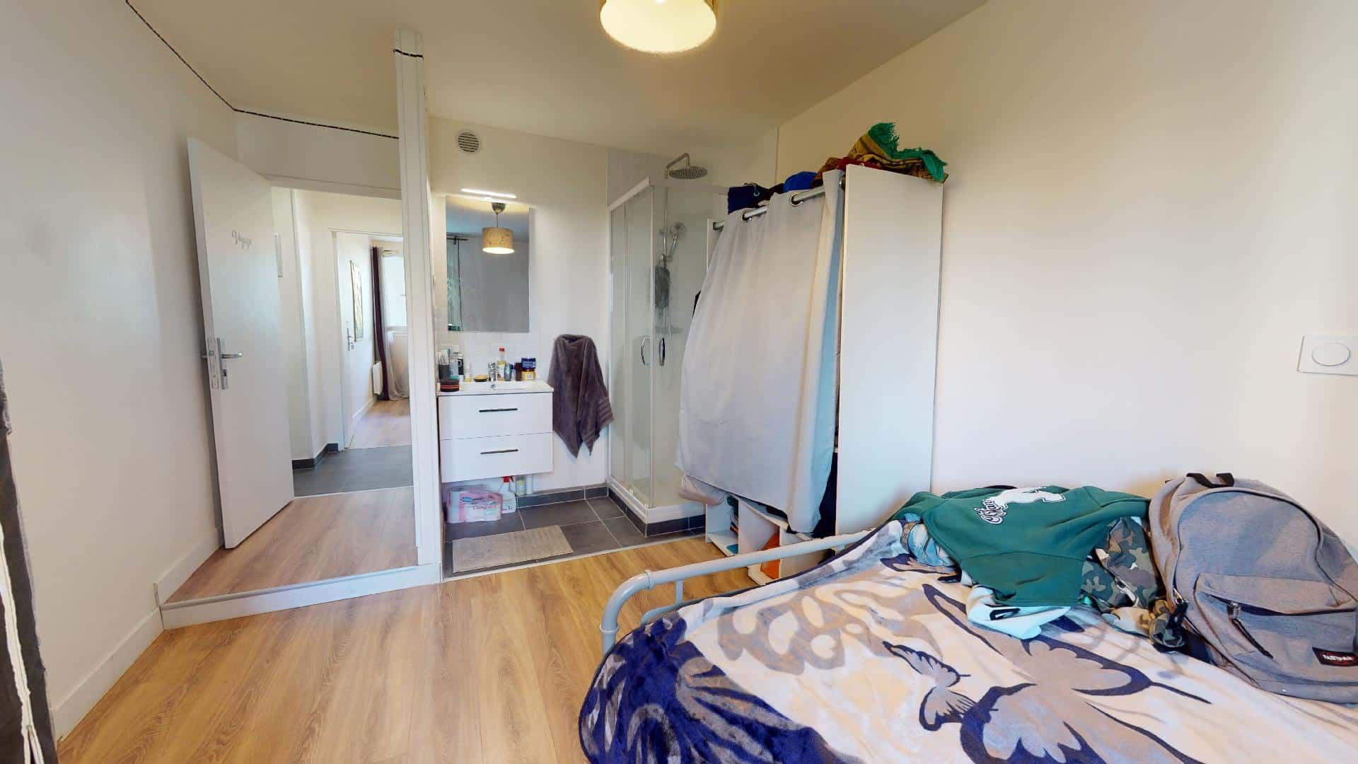 Room In Rue De La Faourette, Toulouse For 68 M² With 4 Bedrooms - 1