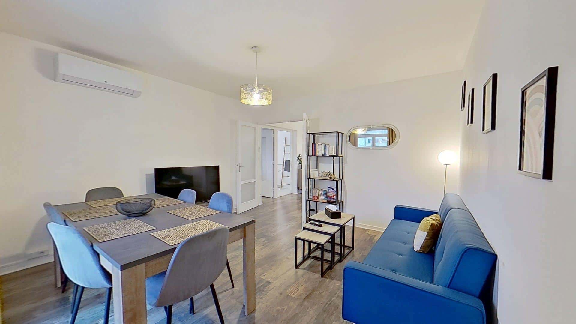 Room In Avenue De Verdun, Valence For 72 M² With 3 Bedrooms - 1