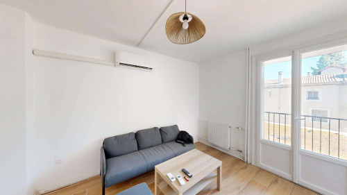Room in Boulevard Jacques Monod, Avignon for 100 m² with 4 bedrooms - Gallery - 14