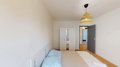 Room in Boulevard Jacques Monod, Avignon for 100 m² with 4 bedrooms - Gallery - 19
