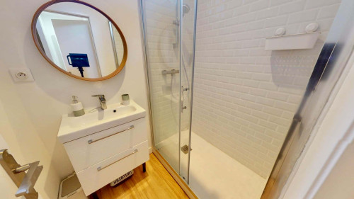 Room in Rue Pasteur, Pau for 106 m² with 6 bedrooms - Gallery - 10