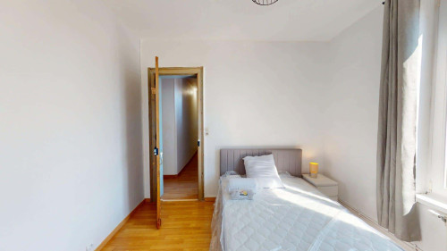 Room in Parvis Saint-Jean Baptiste, Roubaix for 129 m² with 5 bedrooms - Gallery - 27