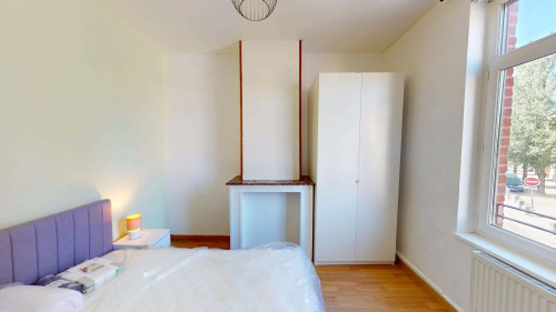 Room in Parvis Saint-Jean Baptiste, Roubaix for 129 m² with 5 bedrooms - Gallery - 27