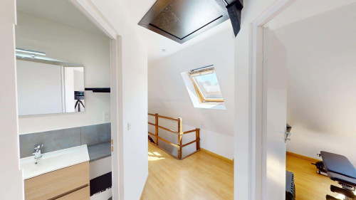 Room in Parvis Saint-Jean Baptiste, Roubaix for 129 m² with 5 bedrooms - Gallery - 5