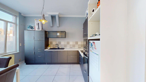 Room in Parvis Saint-Jean Baptiste, Roubaix for 129 m² with 5 bedrooms - Gallery - 17