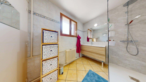 Room in Rue Jean Perrin, Lyon for 154 m² with 4 bedrooms - Gallery - 9
