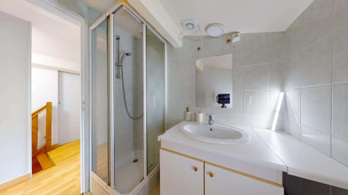 Room in Rue Jean Perrin, Lyon for 154 m² with 4 bedrooms - Gallery - 7