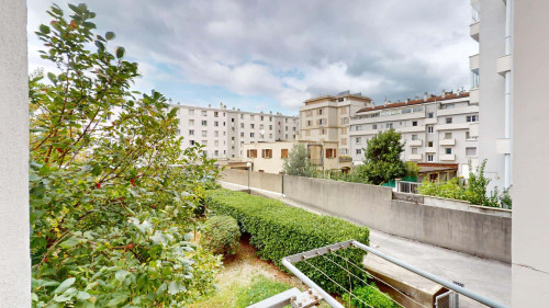 Room in Rue de Stalingrad, Grenoble for 90 m² with 4 bedrooms - Gallery - 14
