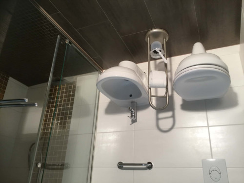 f517ce41841013574e5643ede9443279.jpeg