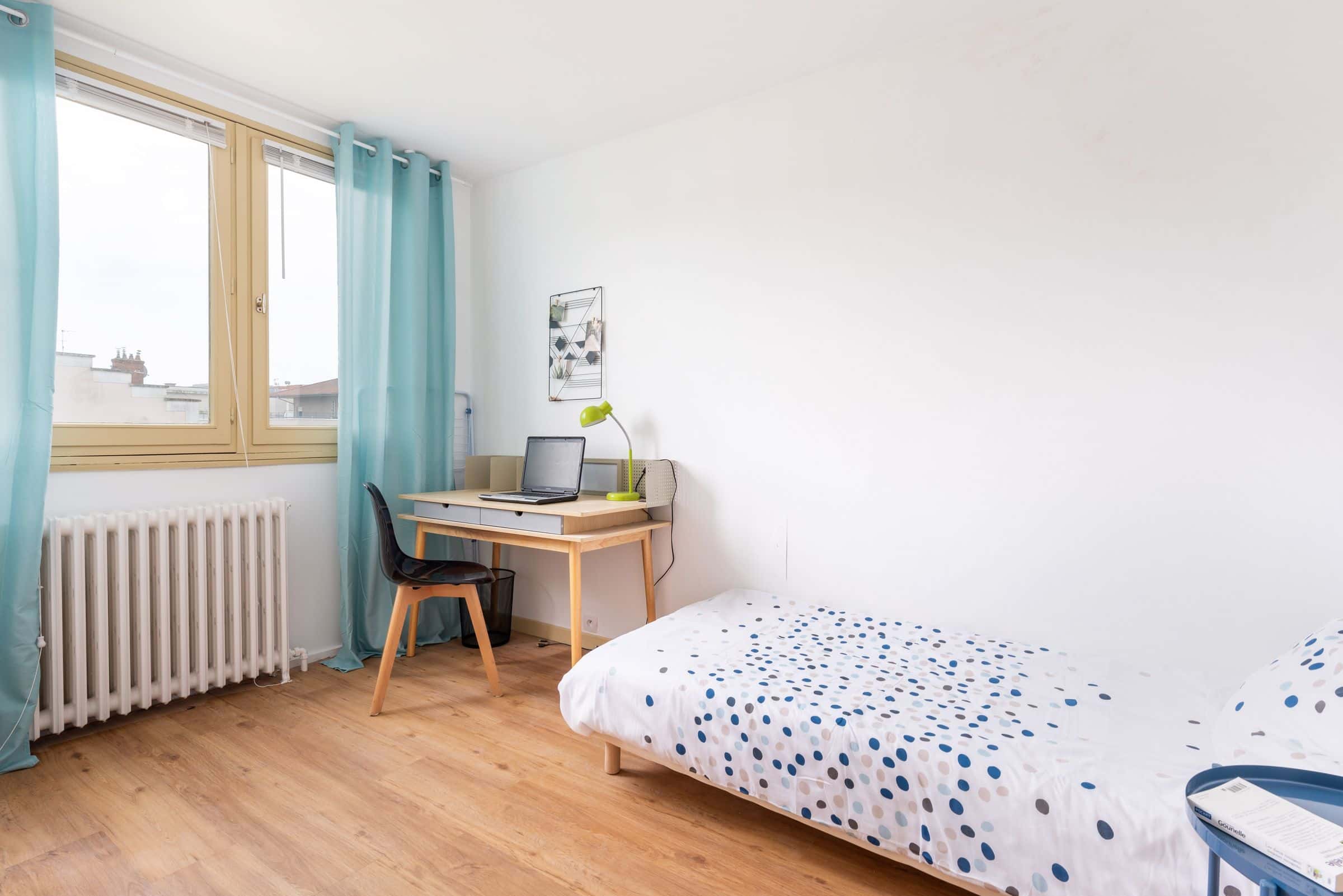 Room In Rue Saint-Agnan, Lyon For 72 M² With 4 Bedrooms - 1