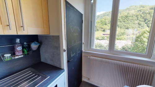 Room in Rue Saint-Exupéry, Saint-Martin-d'Hères for 84 m² with 3 bedrooms - Gallery - 6