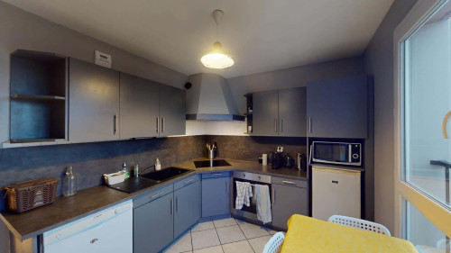 Room in Rue Paul Helbronner, Grenoble for 92 m² with 4 bedrooms - Gallery - 11