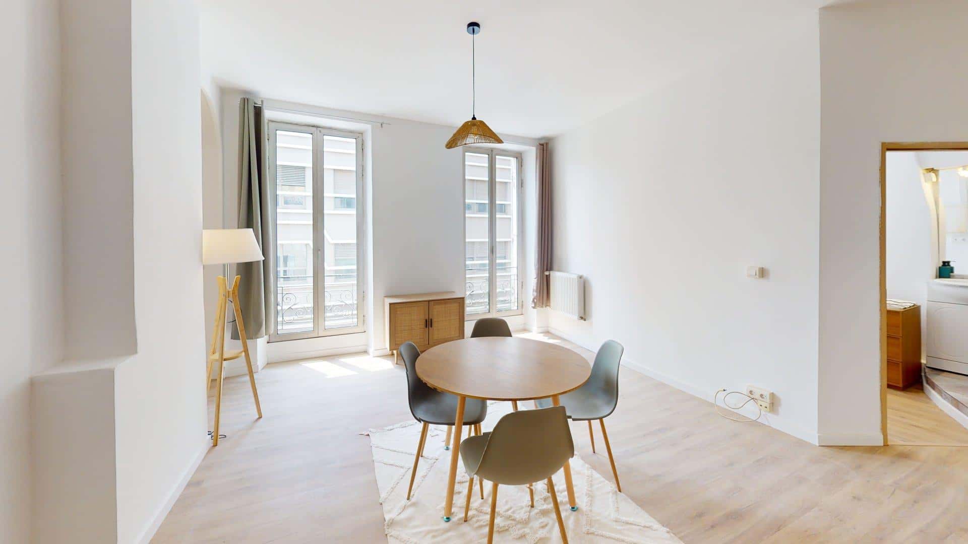 Apartment In Rue Du Rouet, Marseille For 53 M² With 1 Bedroom - 1