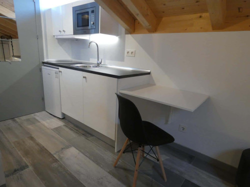 Apartment in Calle San Gil, Burgos for 22 m² - Gallery - 7