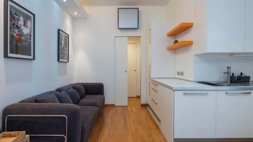 Contemporary Appartament in Vibrant Isola - Gallery - 15