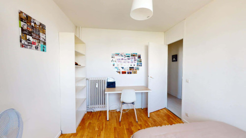 Room in Boulevard des États-Unis, Lyon for 80 m² with 4 bedrooms