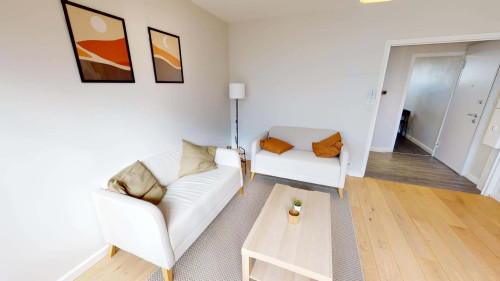 Room in Rue Massenet, Grenoble for 85 m² with 5 bedrooms - Gallery - 14