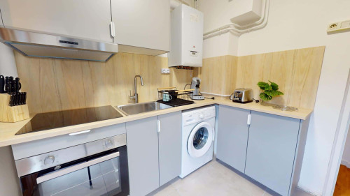 Room in Rue du Colonel Sebbane, Oullins-Pierre-Bénite for 67 m² with 3 bedrooms - Gallery - 9